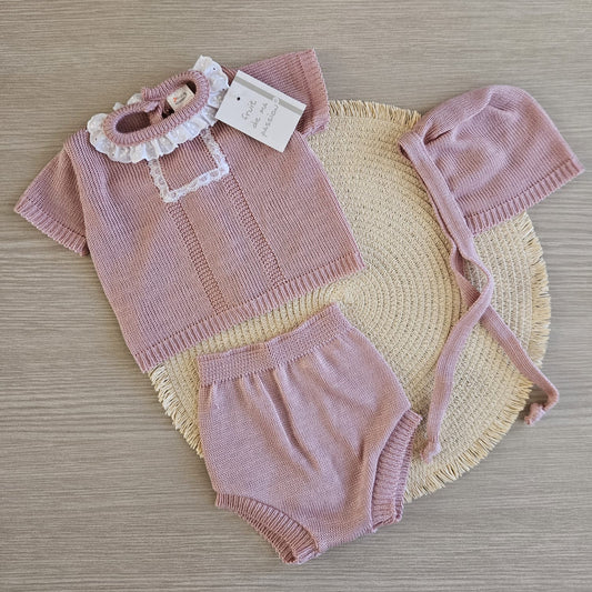 Scopri questo meraviglioso completino per  neonata.. Affrettati ultimi pezzi!!